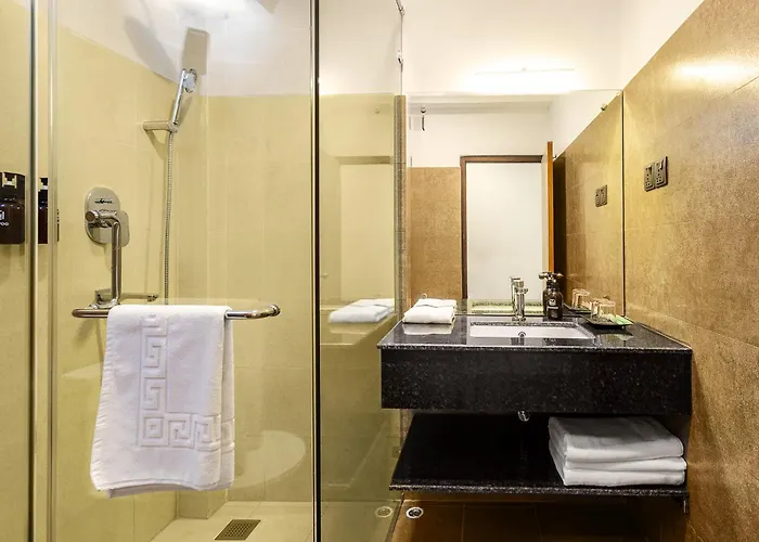 Nova Tara Hotel 4*